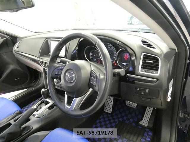 Mazda ATENZA 2013-02 7392743-12
