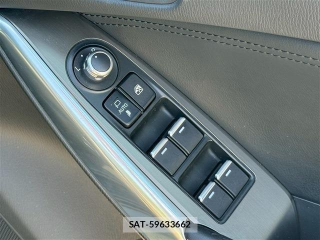Mazda ATENZA 2017-01 7455543-17