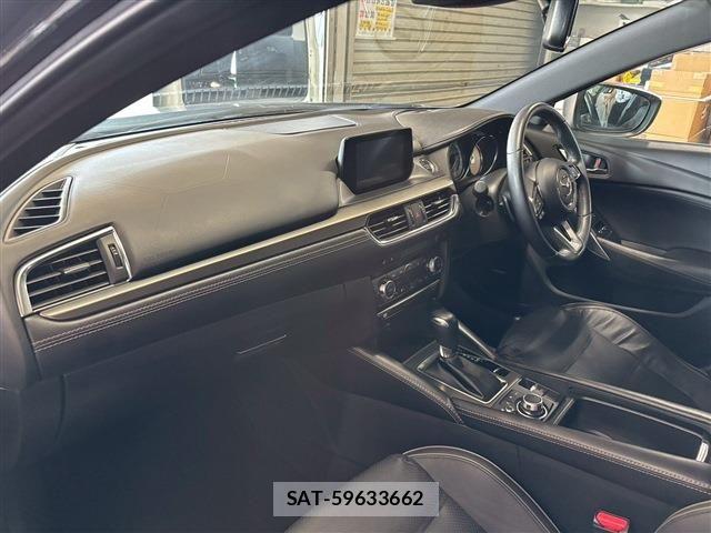 Mazda ATENZA 2017-01 7455543-3