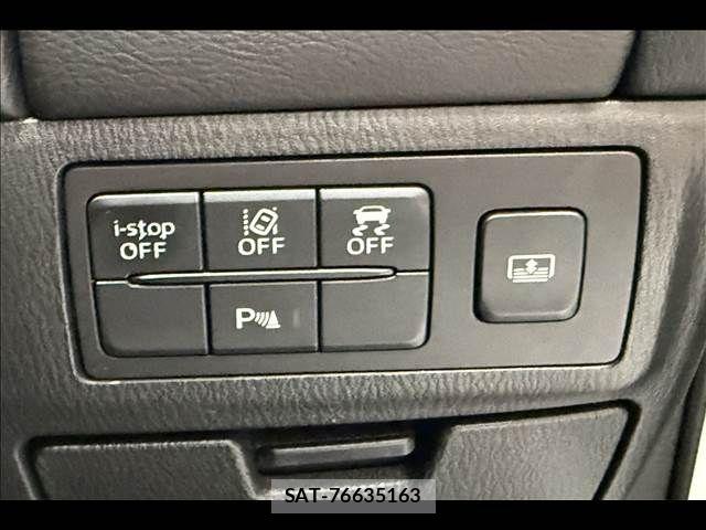 Mazda ATENZA 2017-02 7455545-7