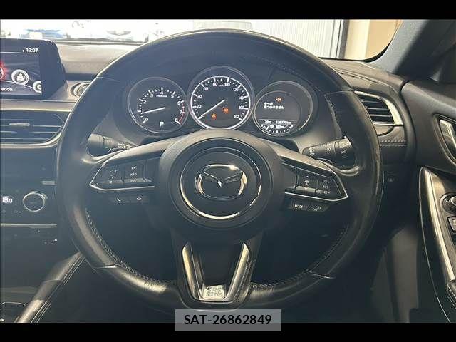 Mazda ATENZA 2017-07 7501378-12