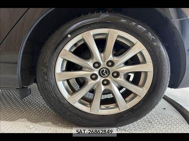 Mazda ATENZA 2017-07 7501378-29