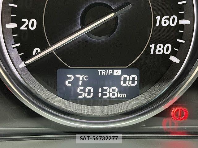 Mazda ATENZA 2013-11 7617836-21