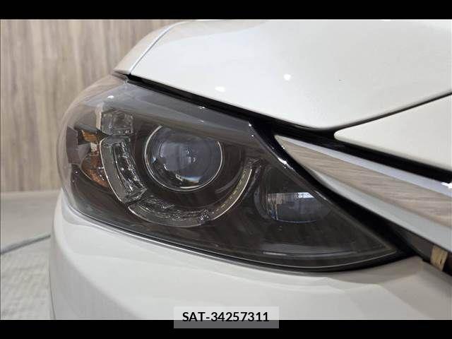 Mazda ATENZA 2016-02 7617834-24