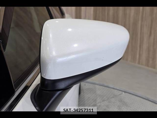 Mazda ATENZA 2016-02 7617834-26