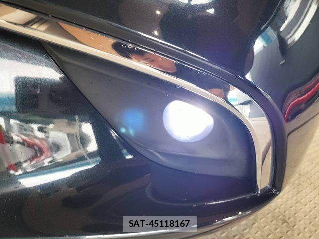 Mazda ATENZA 2017-07 7725308-13