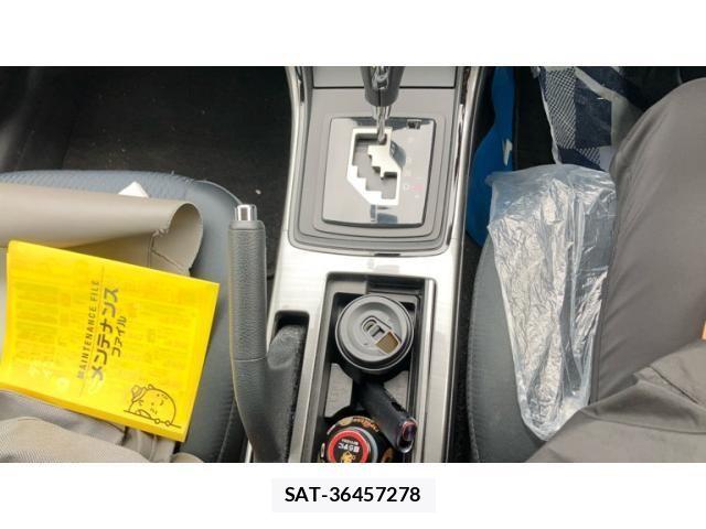 Mazda ATENZA 2012-03 7877536-18