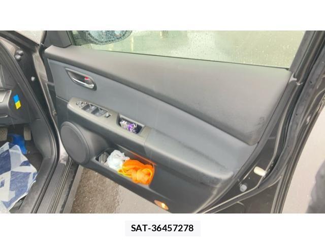 Mazda ATENZA 2012-03 7877536-21