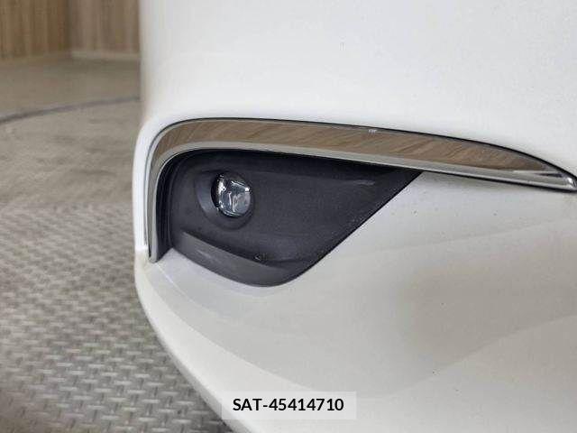 Mazda ATENZA 2017-09 7877528-25