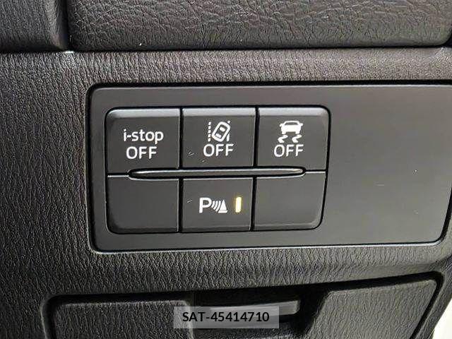Mazda ATENZA 2017-09 7877528-7