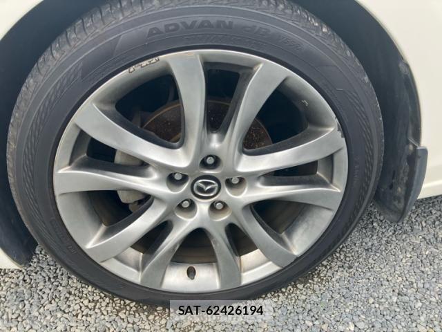Mazda ATENZA 2013-08 7962511-12