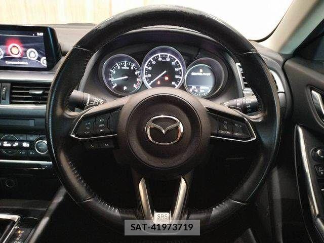 Mazda ATENZA 2017-01 8074447-12