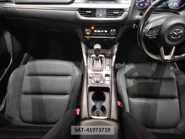 Mazda ATENZA 2017-01 8074447-2