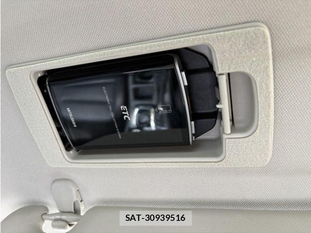 Mazda ATENZA 2013-07 8100265-8