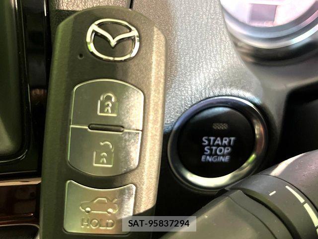 Mazda ATENZA 2013-07 8146108-6