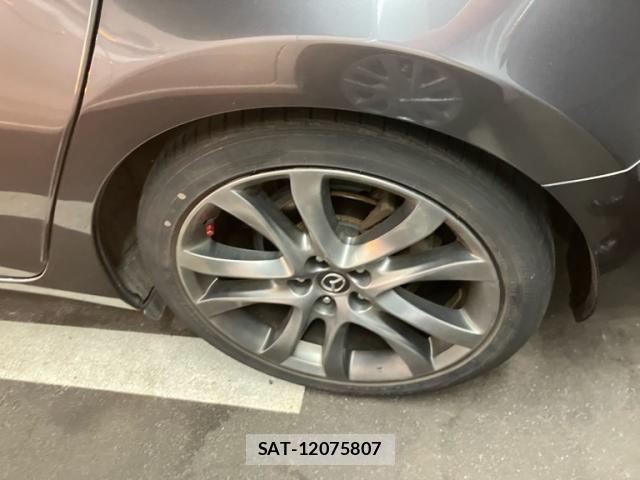 Mazda ATENZA 2016-09 8158734-10