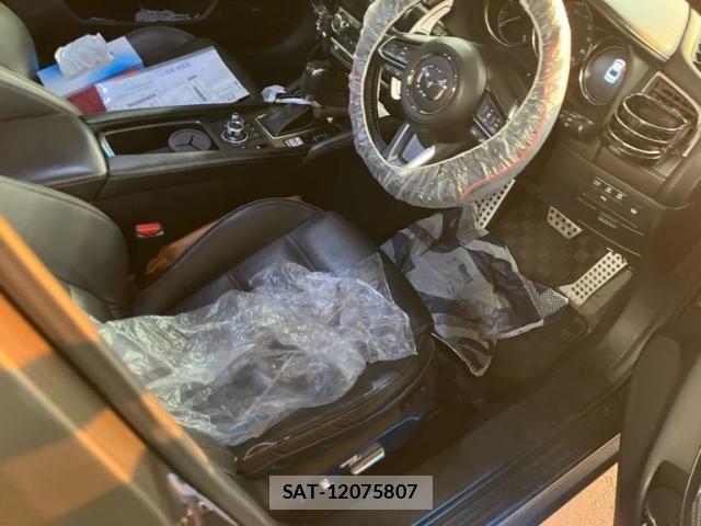 Mazda ATENZA 2016-09 8158734-18