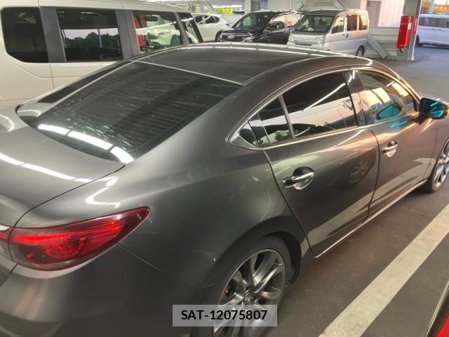 Mazda ATENZA 2016-09 8158734-4