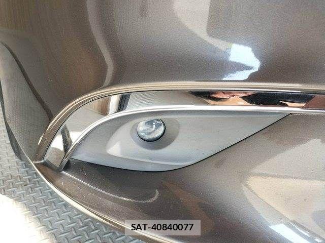 Mazda ATENZA 2017-03 8208528-26