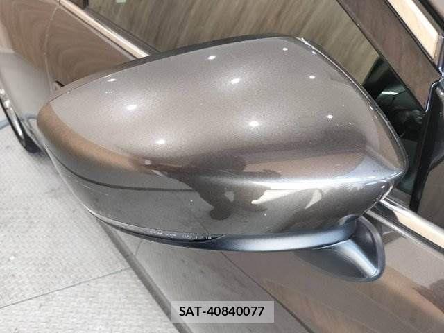 Mazda ATENZA 2017-03 8208528-28