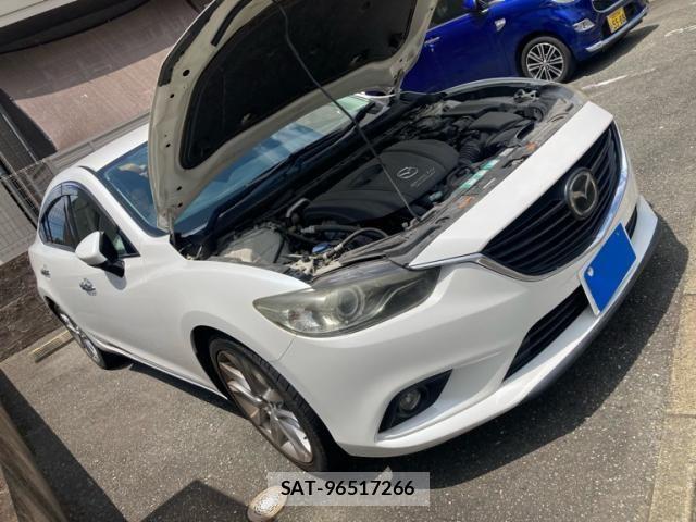 Mazda ATENZA 2013-07 8208531-1