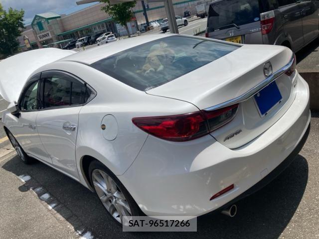 Mazda ATENZA 2013-07 8208531-3