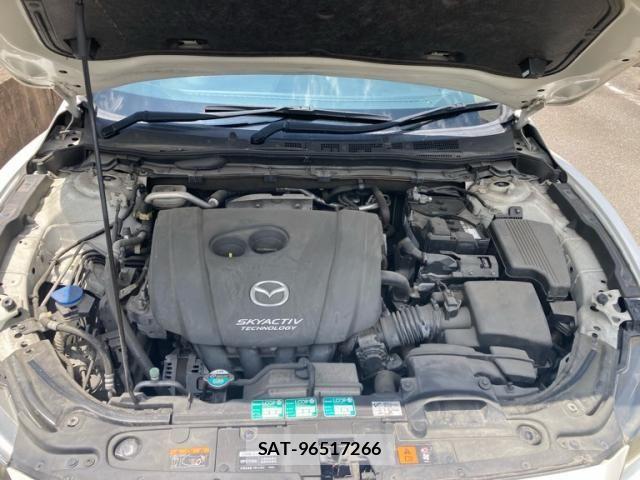 Mazda ATENZA 2013-07 8208531-8
