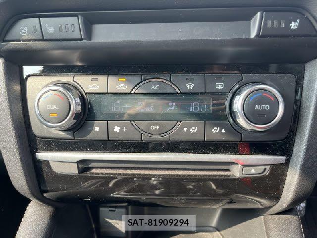 Mazda ATENZA 2017-09 8208526-14