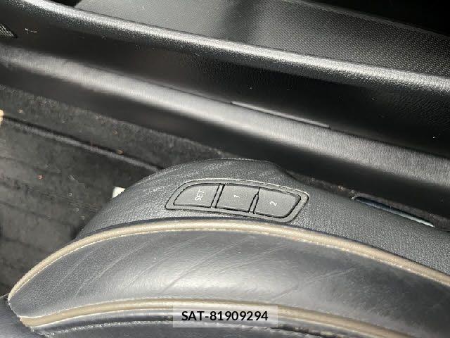 Mazda ATENZA 2017-09 8208526-23