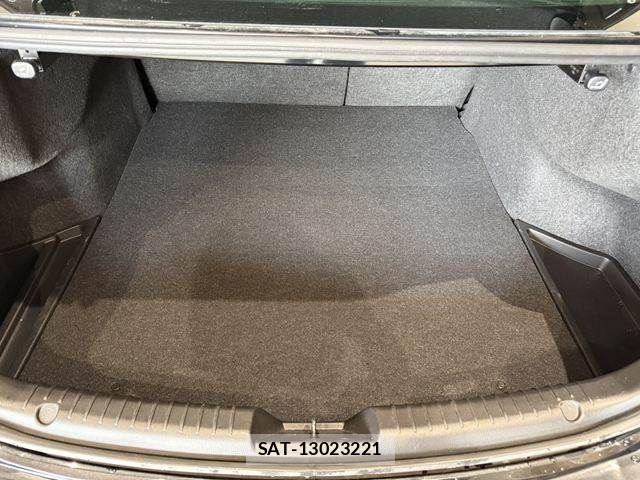 Mazda ATENZA 2016-06 8208530-11