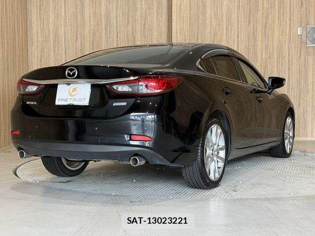 Mazda ATENZA 2016-06 8208530-19