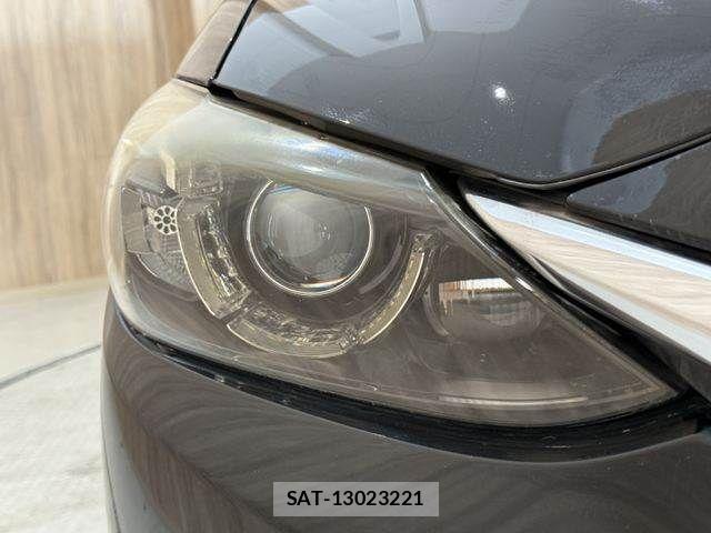 Mazda ATENZA 2016-06 8208530-25