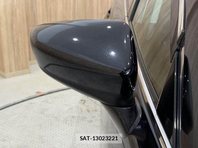 Mazda ATENZA 2016-06 8208530-28