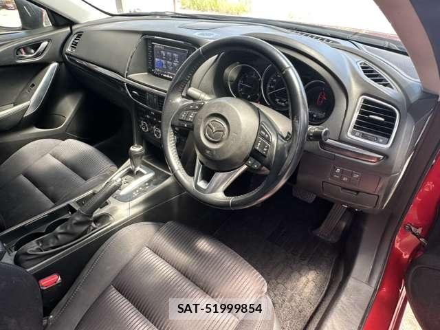 Mazda ATENZA 2013-02 8354891-26