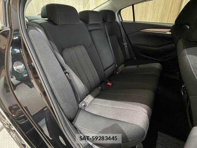 Mazda ATENZA 2018-07 8353791-9