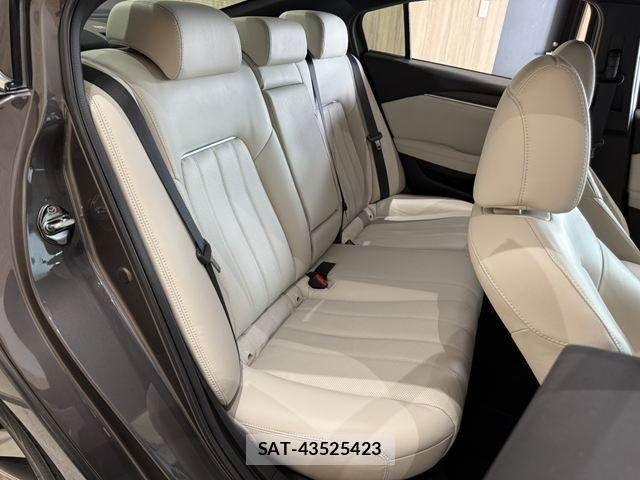 Mazda ATENZA 2018-10 8366830-9