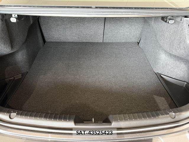 Mazda ATENZA 2018-10 8366830-10