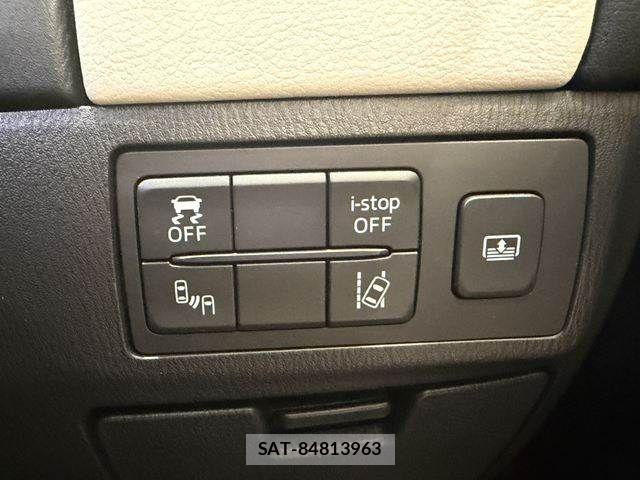 Mazda ATENZA 2015-06 8366832-8
