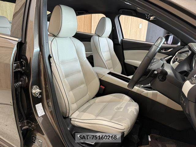 Mazda ATENZA 2016-09 8366835-9