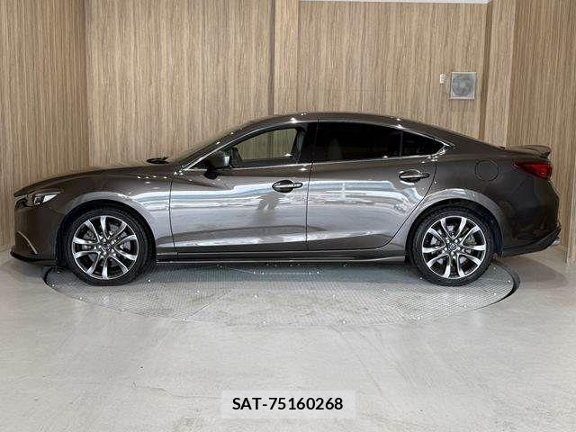 Mazda ATENZA 2016-09 8366835-22