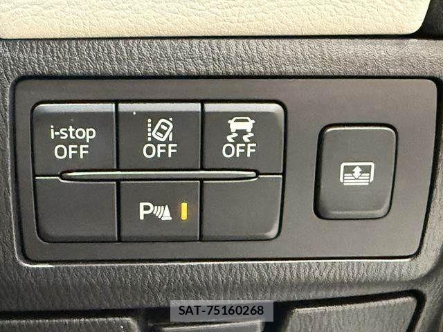 Mazda ATENZA 2016-09 8366835-8