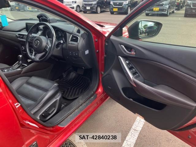 Mazda ATENZA 2015-06 8371825-15
