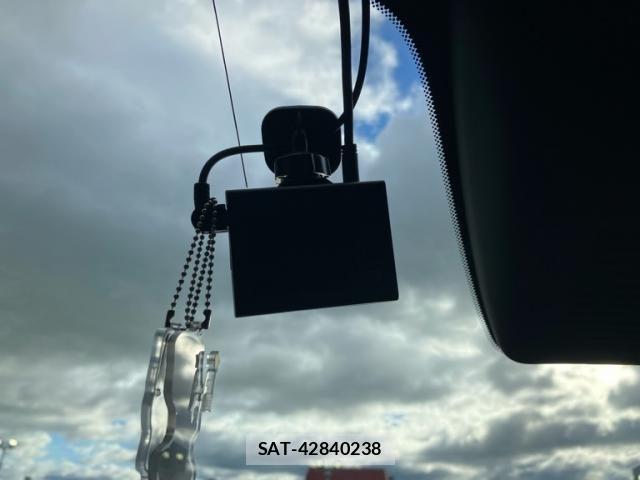 Mazda ATENZA 2015-06 8371825-23