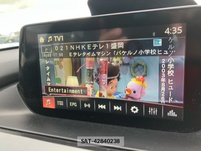 Mazda ATENZA 2015-06 8371825-26