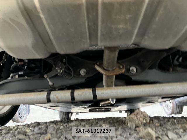 Mazda ATENZA 2017-08 8371826-9