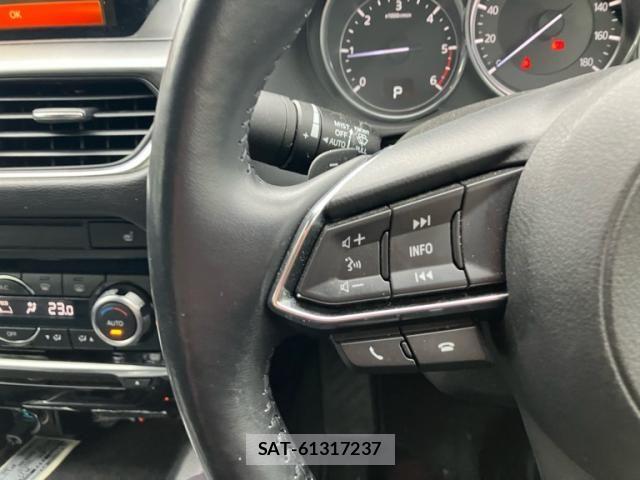 Mazda ATENZA 2017-08 8371826-16