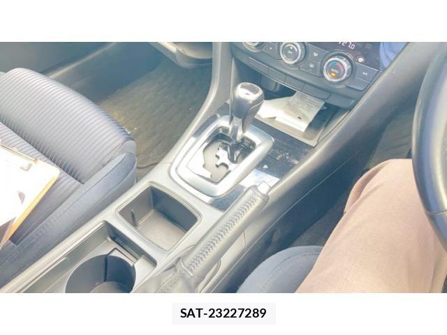 Mazda ATENZA 2013-09 8413415-10