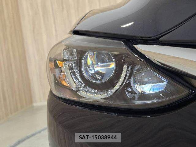 Mazda ATENZA 2015-01 8413411-26