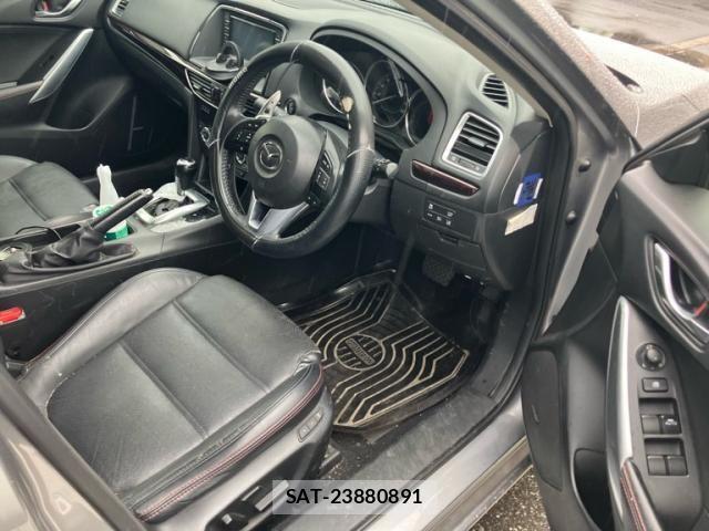 Mazda ATENZA 2014-07 8413417-12
