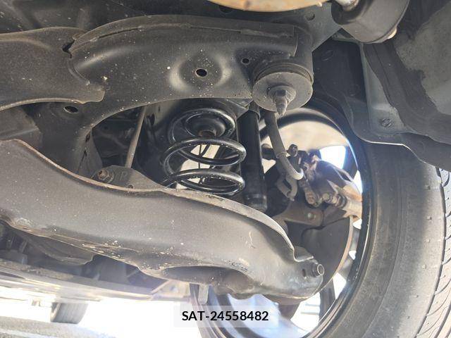 Mazda ATENZA 2013-12 8413410-7